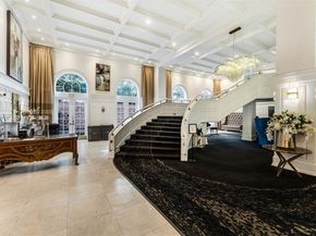 5225 Collins Ave PH8, Miami Beach FL 33140