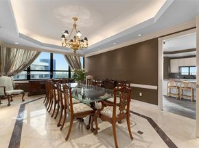 5225 Collins Ave PH8, Miami Beach FL 33140