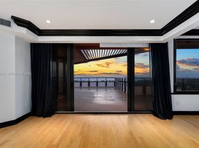 5225 Collins Ave PH8, Miami Beach FL 33140