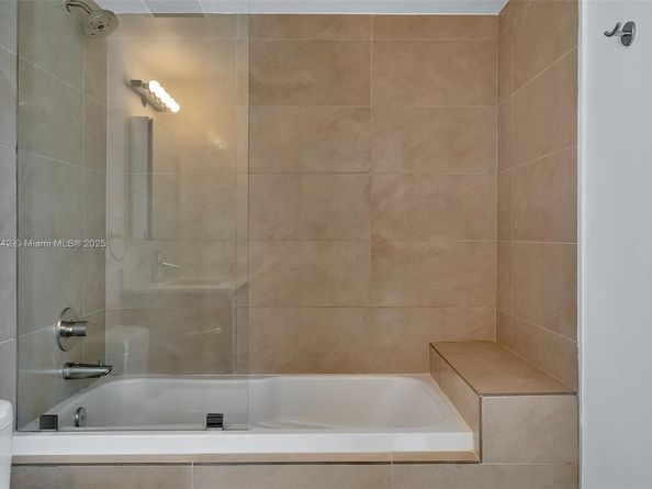 6620 Indian Creek Dr 704, Miami Beach FL 33141