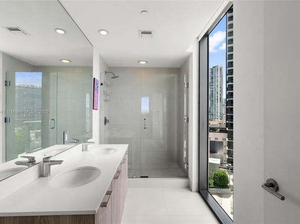 501 NE 31st St 910, Miami FL 33137