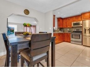 3738 NW 207th Dr, Miami Gardens FL 33055