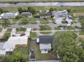 3738 NW 207th Dr, Miami Gardens FL 33055