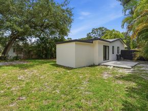 1621 SW 11th Ct, Fort Lauderdale FL 33312