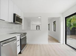 1621 SW 11th Ct, Fort Lauderdale FL 33312
