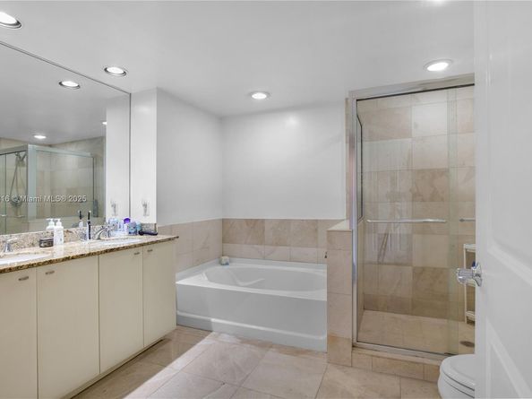 610 W Las Olas Blvd 513N, Fort Lauderdale FL 33312