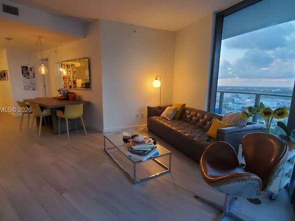 501 NE 31st St 2401, Miami FL 33137