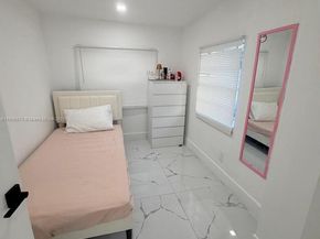 2953 NW 45th St, Miami FL 33142