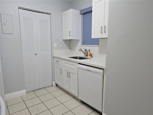646 NW 114th Ave 201, Sweetwater FL 33172