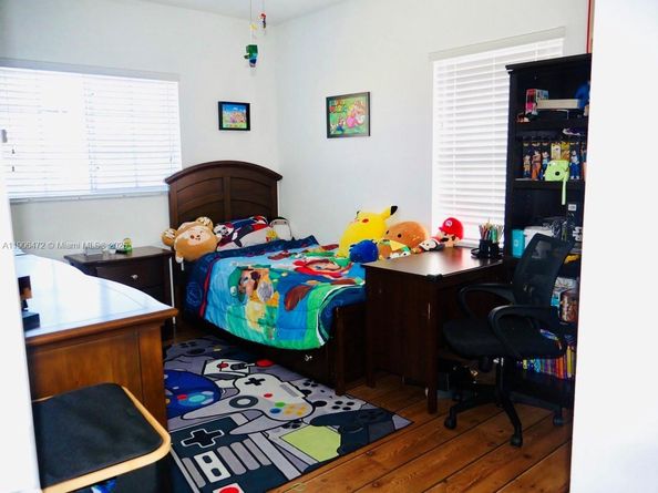 6857 SW 158th Pass, Miami FL 33193