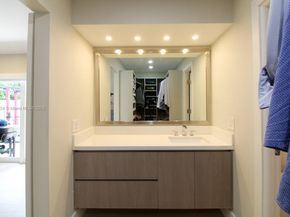 8232 SW 81st Ter 8232, Miami FL 33143