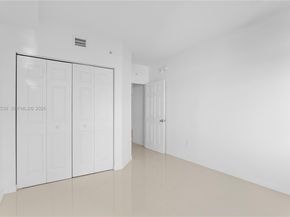 17100 N Bay Rd 1210, Sunny Isles Beach FL 33160