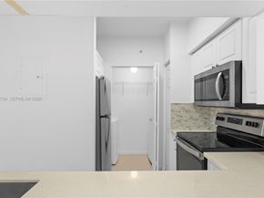 17100 N Bay Rd 1210, Sunny Isles Beach FL 33160