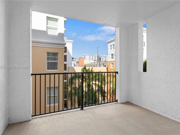 17100 N Bay Rd 1210, Sunny Isles Beach FL 33160