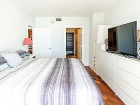 Undisclosed Address #A12002135, Miami Beach FL 33141