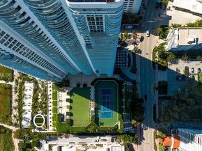 Undisclosed Address #A12002135, Miami Beach FL 33141