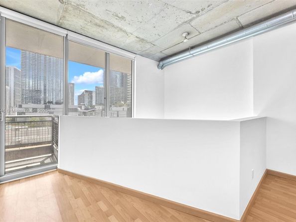 690 SW 1st Court 1008, Miami FL 33130