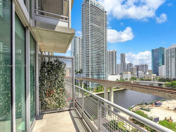 690 SW 1st Court 1008, Miami FL 33130