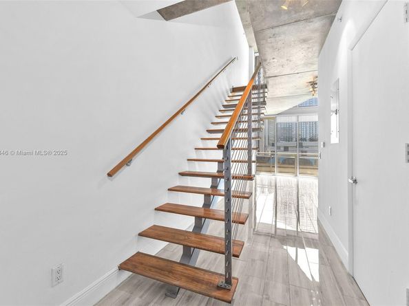 690 SW 1st Court 1008, Miami FL 33130