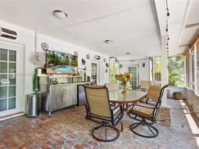 5644 SW 69th Ave, Miami FL 33143