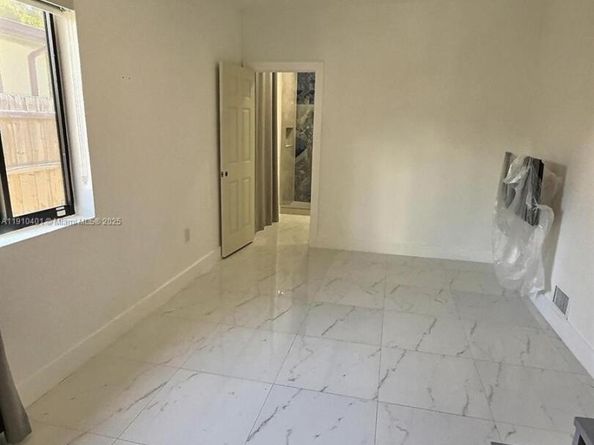 6541 SW 18 St, Miami FL 33155