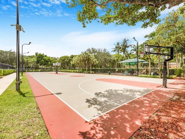 15562 SW 54th Ct, Miramar FL 33027