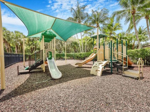 15562 SW 54th Ct, Miramar FL 33027