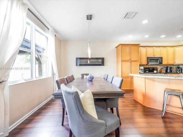 15562 SW 54th Ct, Miramar FL 33027