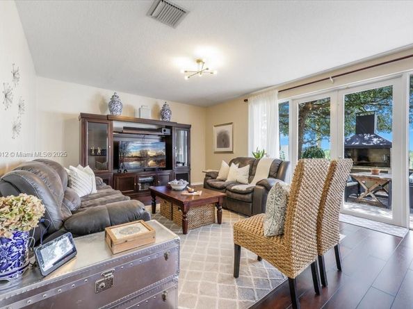 15562 SW 54th Ct, Miramar FL 33027