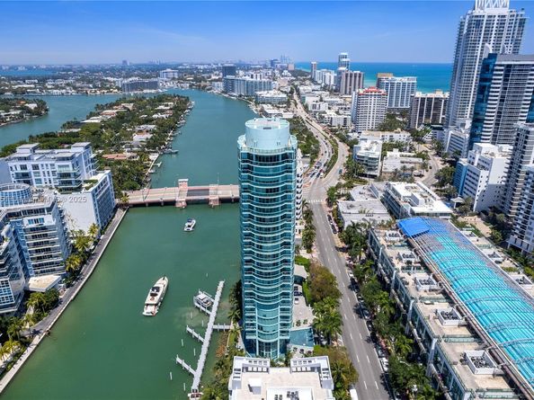 6000 Indian Creek Dr PH 2501, Miami Beach FL 33140