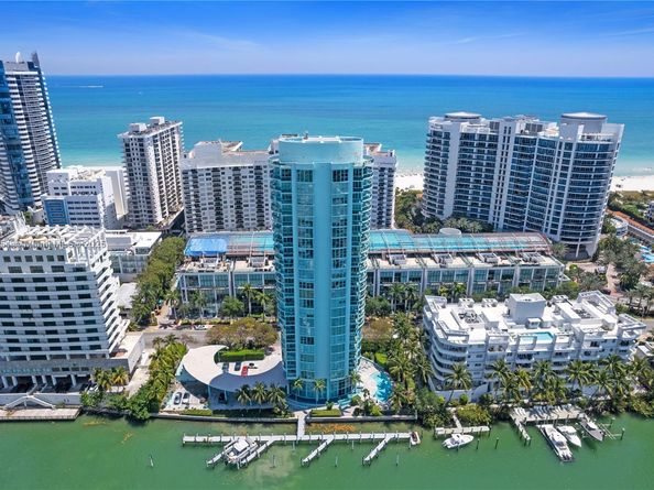 6000 Indian Creek Dr PH 2501, Miami Beach FL 33140