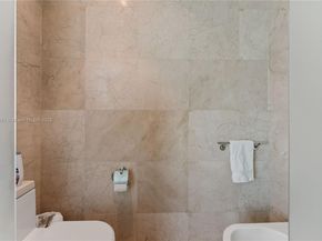 6000 Indian Creek Dr PH 2501, Miami Beach FL 33140