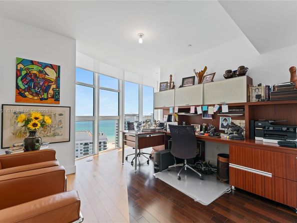 6000 Indian Creek Dr PH 2501, Miami Beach FL 33140