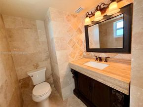 1075 NE Miami Gardens Dr 306, Miami FL 33179