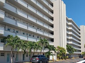 1075 NE Miami Gardens Dr 306, Miami FL 33179
