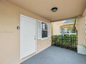 204 N D St, Lake Worth FL 33460