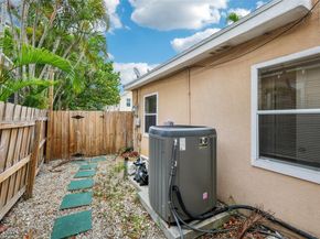 204 N D St, Lake Worth FL 33460