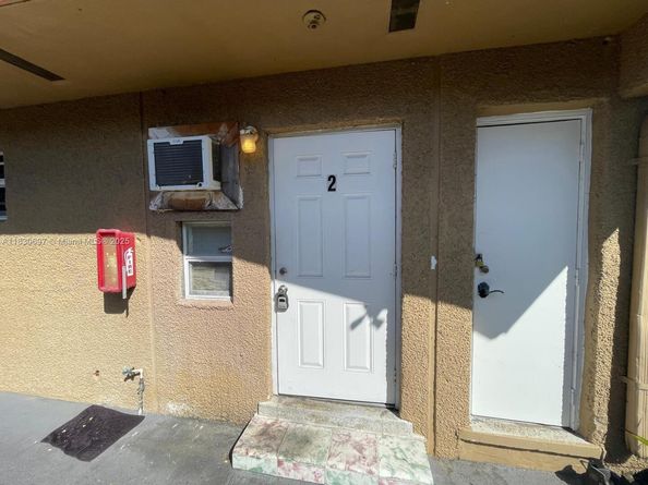 635 NW 22nd Rd, Fort Lauderdale FL 33311