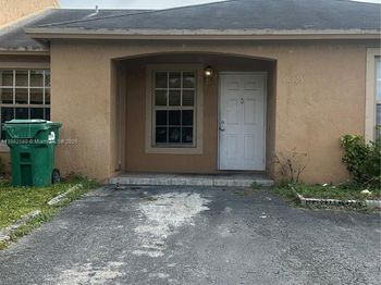 20305 NW 27th Ct