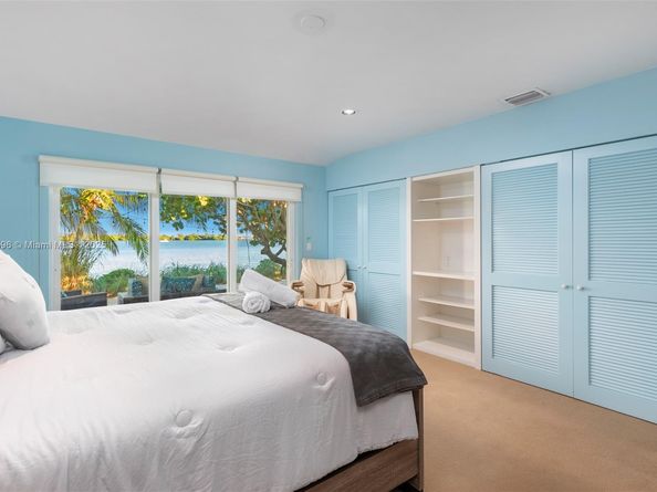 7305 Belle Meade Island Dr, Miami FL 33138