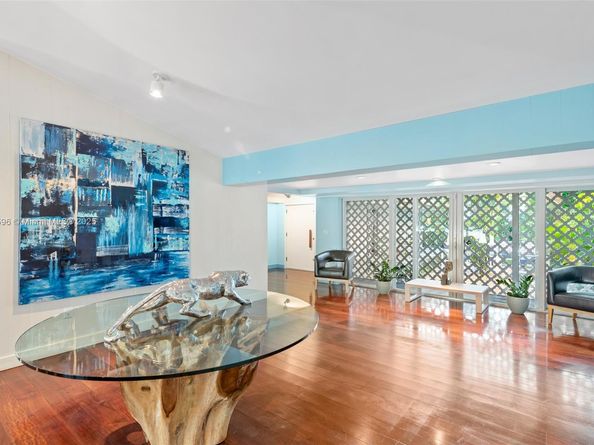 7305 Belle Meade Island Dr, Miami FL 33138