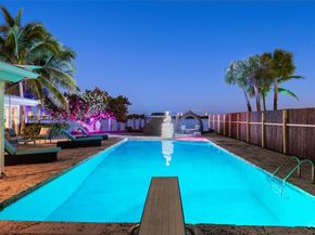 7305 Belle Meade Island Dr, Miami FL 33138