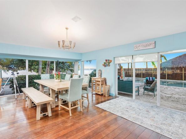 7305 Belle Meade Island Dr, Miami FL 33138