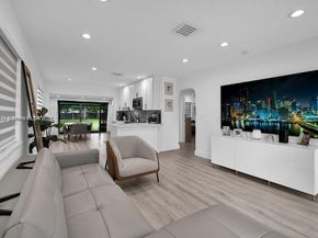 2635 Fillmore St, Hollywood FL 33020