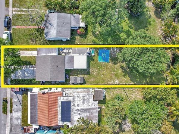 2635 Fillmore St, Hollywood FL 33020