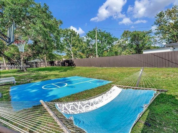 2635 Fillmore St, Hollywood FL 33020