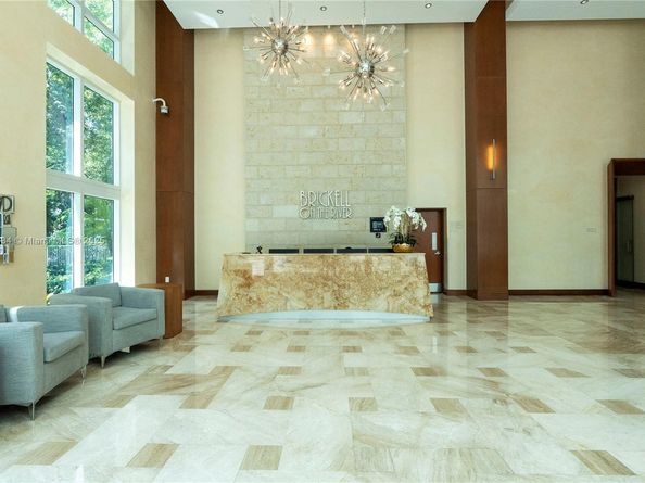 31 SE 5th St 2610, Miami FL 33131
