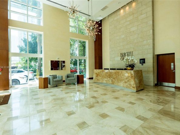 31 SE 5th St 2610, Miami FL 33131