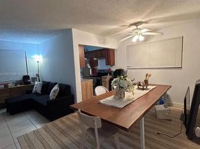 1100 NE 1st Ct 104, Hallandale Beach FL 33009
