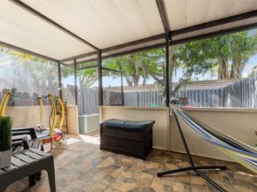 10500 NW 3rd St, Pembroke Pines FL 33026